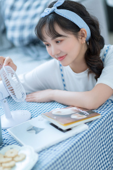 tube日本学生视频